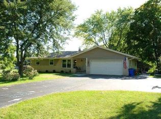 W139S6553 Poes Pl, Muskego, WI 53150