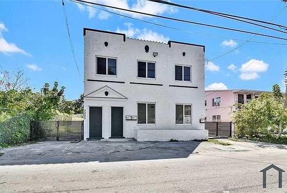 1st image of 3025 NW 8th Ave