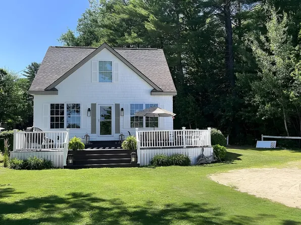 90 Rocky Point Road, Wakefield, NH 01949