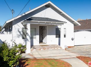 932 W Crestwood St, San Pedro, CA 90731