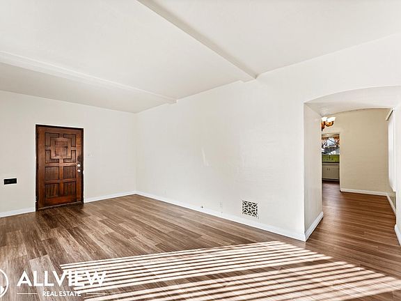 5th image of 2200 Chestnut Ave #1