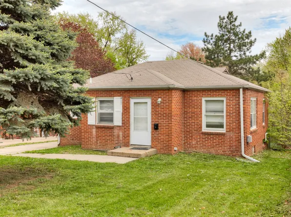 4115 11th St, Des Moines, IA 50313