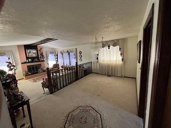 Formal dining room