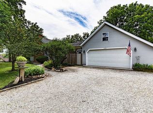 1478 Stratford Rd, Delaware, OH 43015