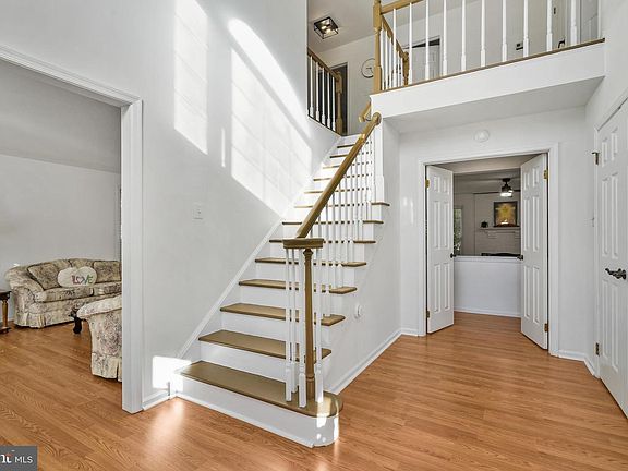 3rd image of 6604 English Saddle Ct