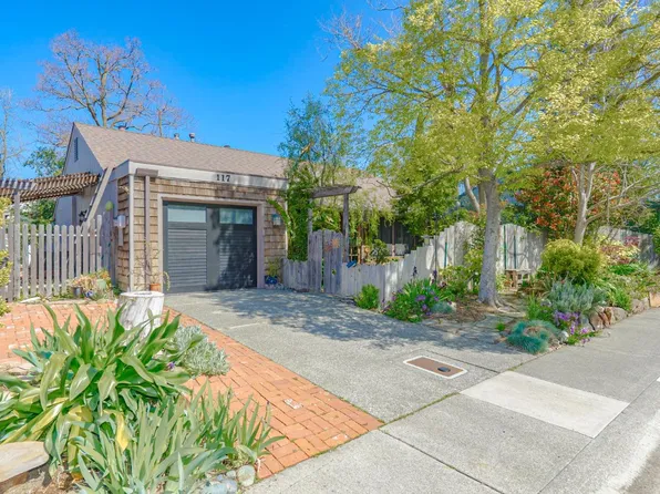 117 Ipanema Pl, Davis, CA 95616