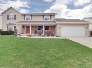 1206 Kenneth Dr, Bloomington, IL