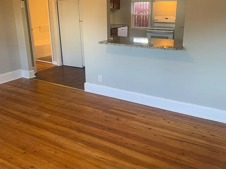 427 Sycamore Ave — Photo 6