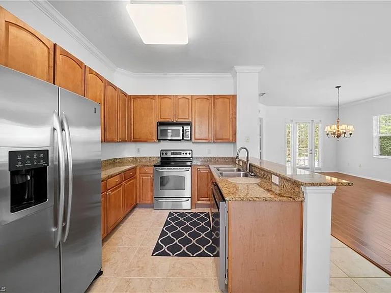 970 Peggy Cir #604 — Photo 16
