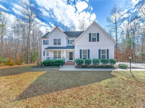11187 Creeks Edge Rd, New Kent, VA 23124
