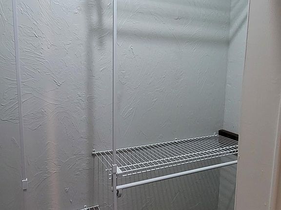 3rd image of 37742 Shelton Way