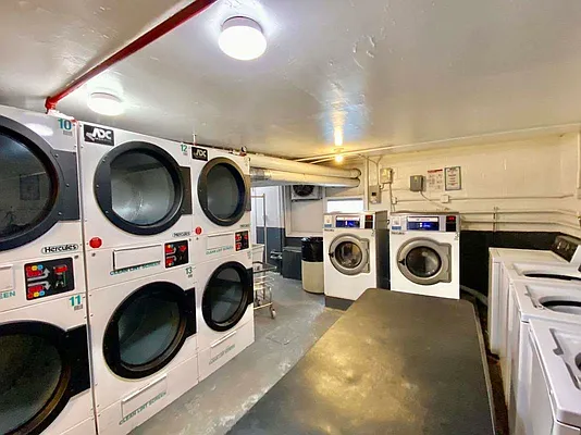 Rented by Bruma Realty LLC | media 17