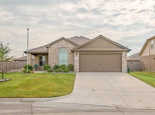 251 Meadowlands Dr, Ponder, TX 76259