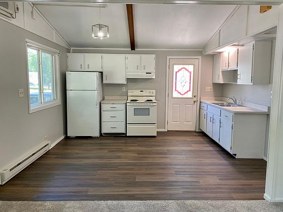2nd image of 739 Great Plains Ct #1