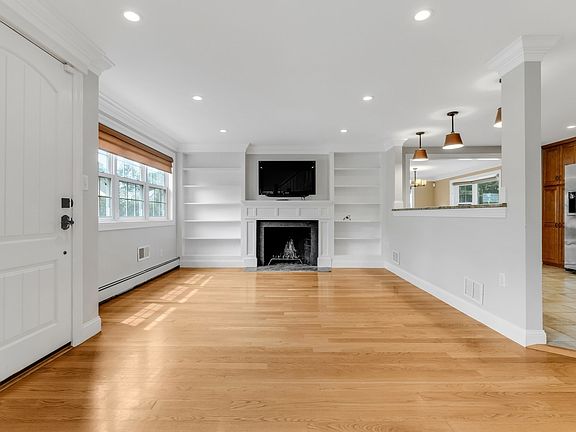 2nd image of 100 Kimball Rd