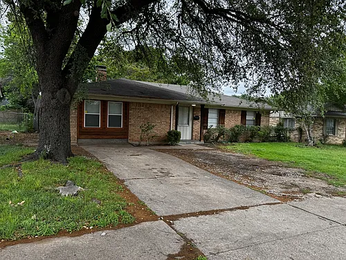 2607 Clearview Cir Photo 1