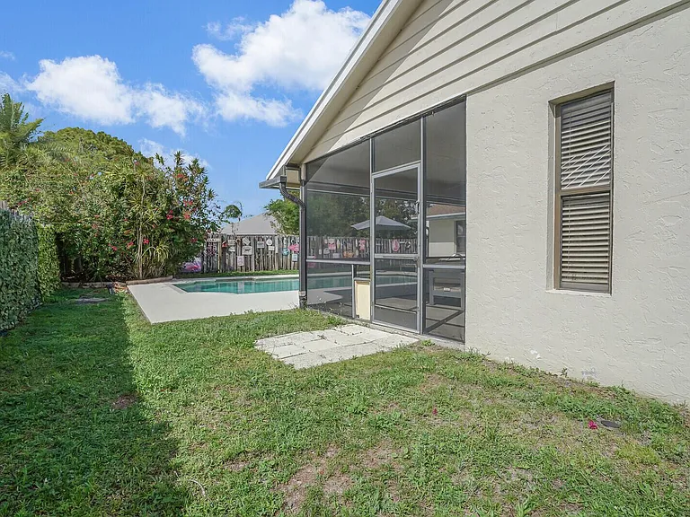13834 Geranium Pl — Photo 27