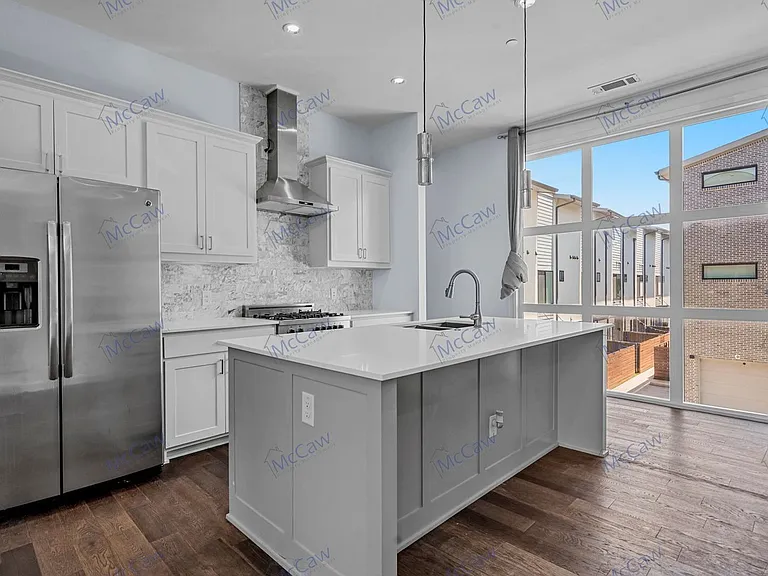 5202 Capitol Ave #1108 — Photo 6