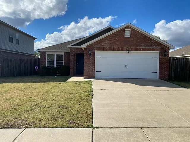 1237 S Ivory Bill Ln — Photo 1