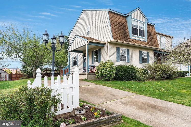 1st image of 137 Fellowship Ln