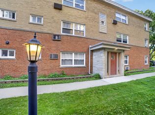 7410 N Oakley Ave APT 3A, Chicago, IL 60645