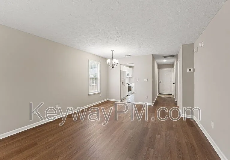 858 Pawley Ct — Photo 5