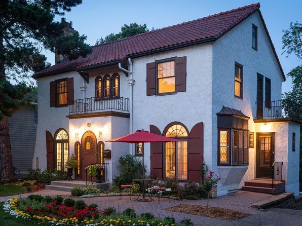 1430 Edgcumbe Rd, Saint Paul, MN 55116