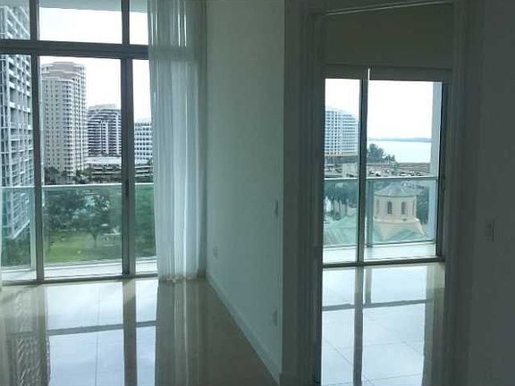 3rd image of 1101 Brickell Ave Ste 1101