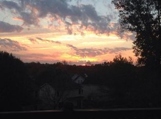 11419 Catalpa View Ct, Louisville, KY