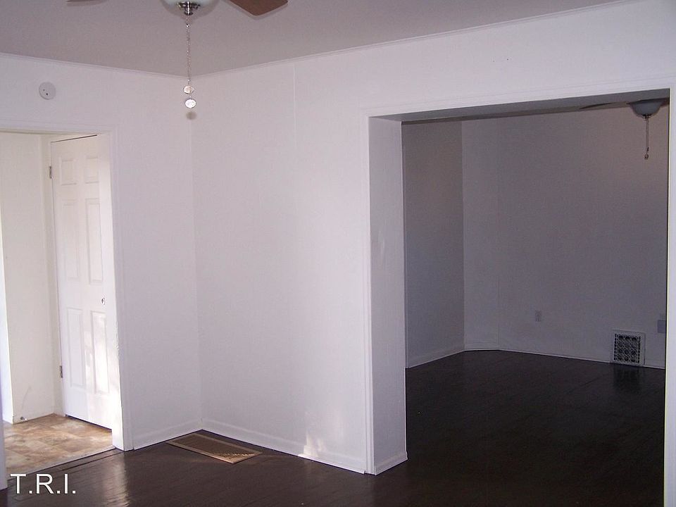2nd image of 612 12th Ave