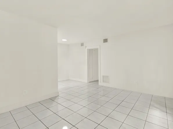 223 Antilla Ave, Miami, FL