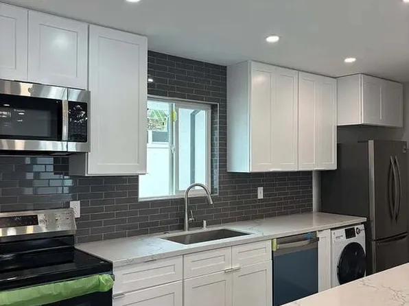 1922 Vista Del Mar St, Los Angeles, CA 90068