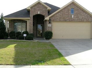 4610 Oakview Dr, Mansfield, TX 76063