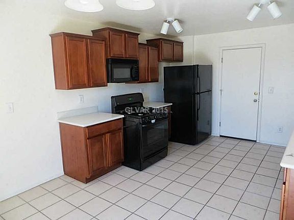 3rd image of 8923 Marmo Ave