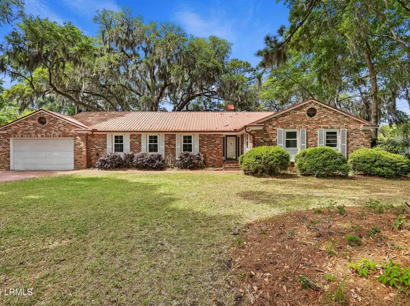 12 Audubon Rd, Beaufort, SC 29907
