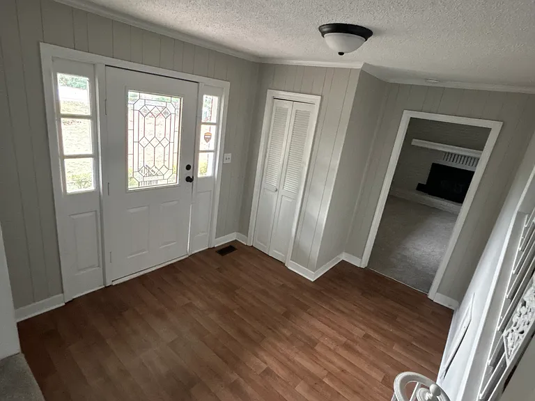998 S Main St — Photo 12