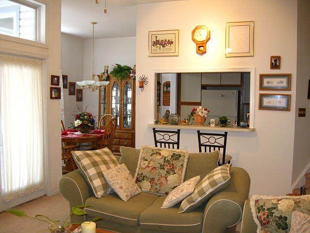 2nd image of 5405 Diana Dr