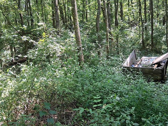 3rd image of 261 State Rd