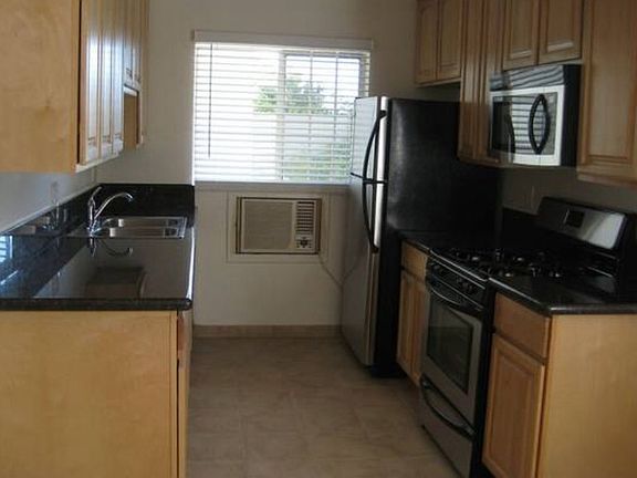4th image of 7261 Franklin Ave APT 9