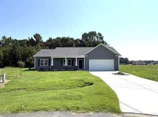 86 Harvest Hills Ln, Dunn, NC 28334