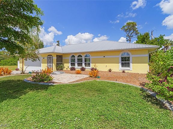2nd image of 3526 Manatee Dr