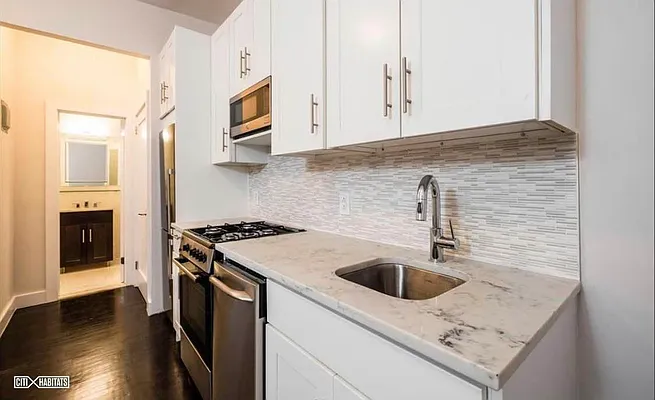 Rented by Corcoran | media 28