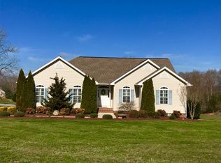 2912 Stutts Rd, Asheboro, NC 27205