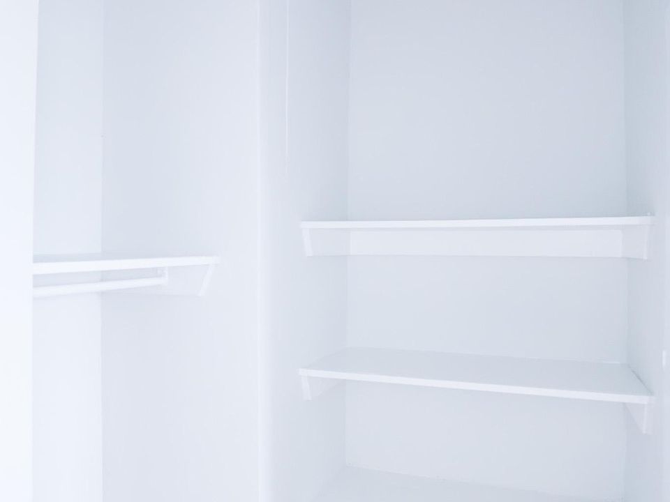 1st image of 1635 W Morse Ave #306