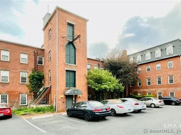 1 Russell St APT 20, Middletown, CT 06457