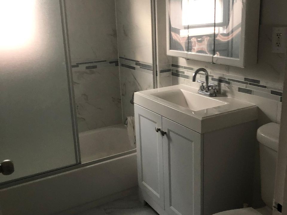 1st image of 6118 76th St #2