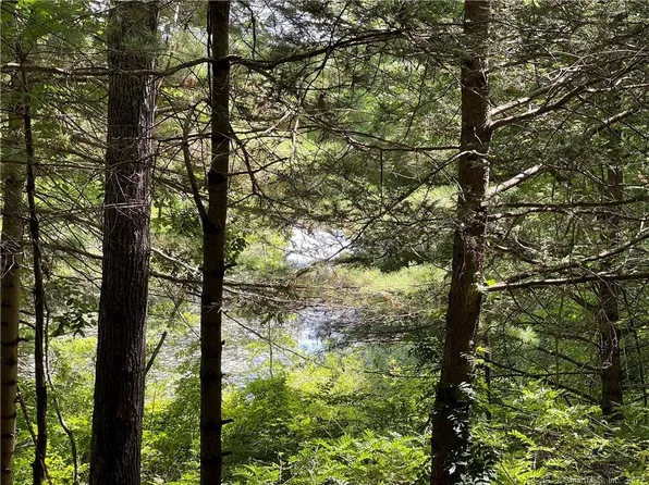 62K Patricia Avenue, North Stonington, CT 06359