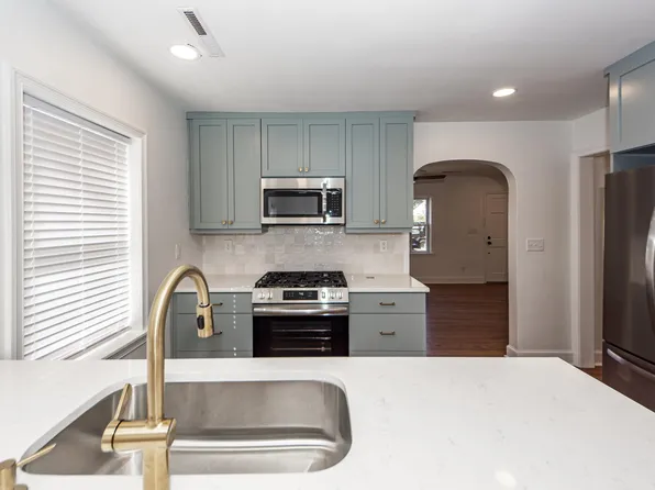 1221 Wimbee Dr, Charleston, SC 29407