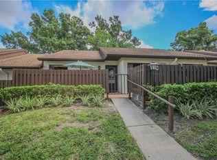 1751 Pine Ridge Way E APT C, Palm Harbor, FL 34684