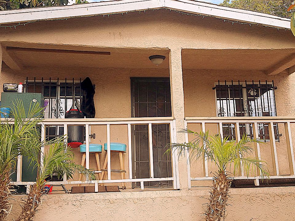 1st image of 9708 Parmelee Ave